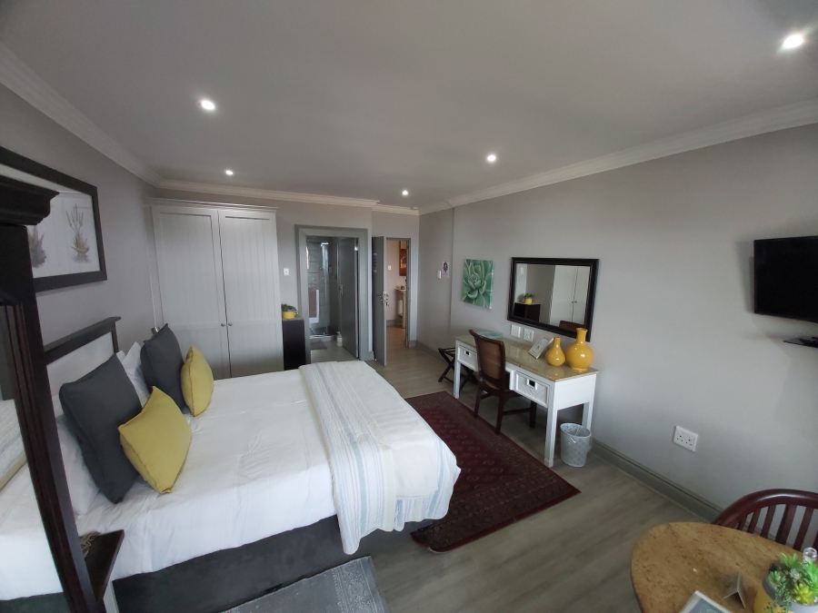 8 Bedroom Property for Sale in Umhlanga KwaZulu-Natal