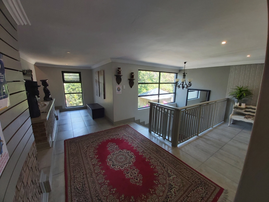 8 Bedroom Property for Sale in Umhlanga KwaZulu-Natal