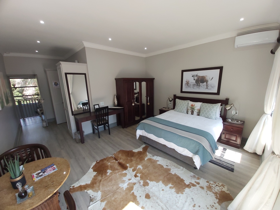 8 Bedroom Property for Sale in Umhlanga KwaZulu-Natal