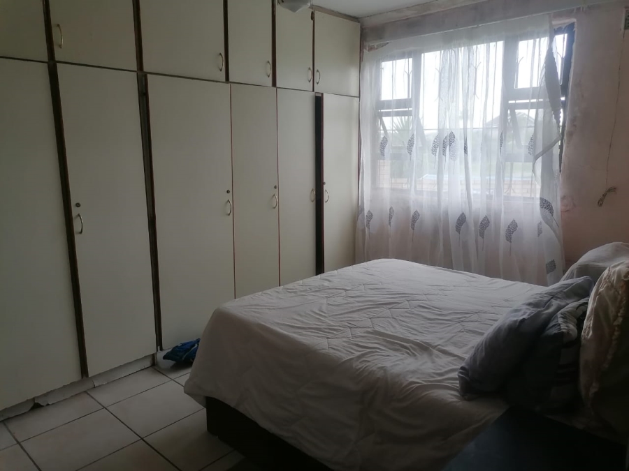 3 Bedroom Property for Sale in Umlazi KwaZulu-Natal