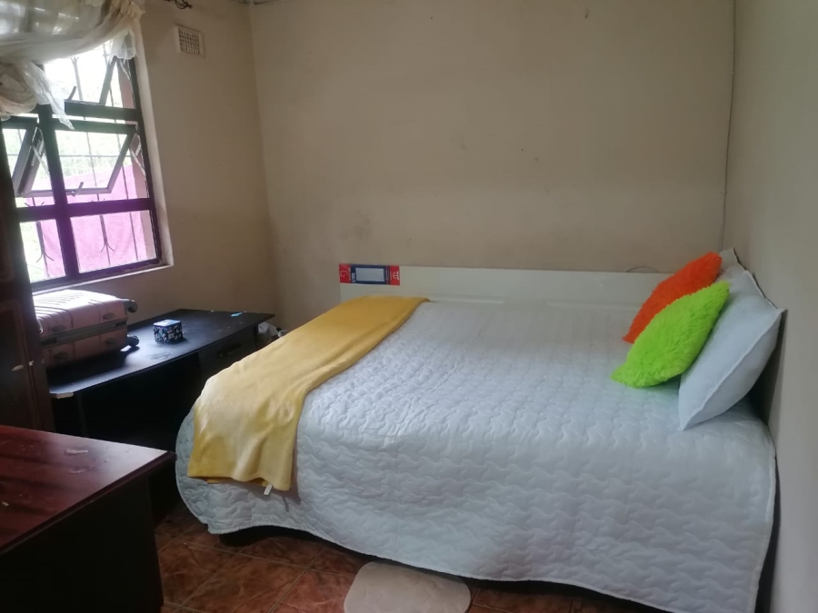 3 Bedroom Property for Sale in Umlazi KwaZulu-Natal