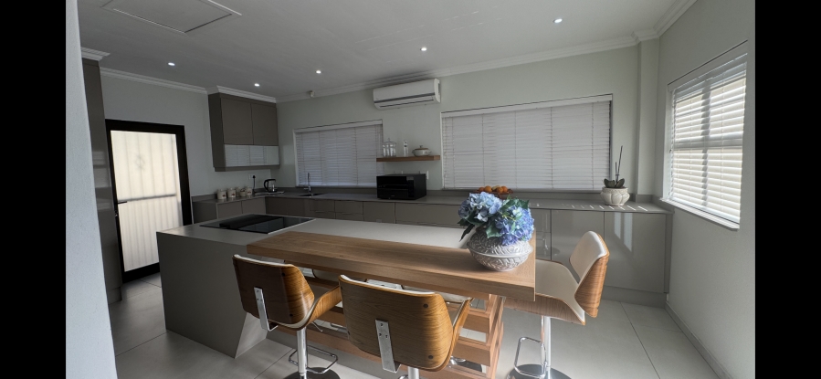 3 Bedroom Property for Sale in Manors KwaZulu-Natal
