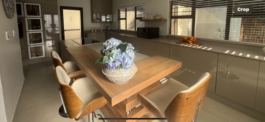 3 Bedroom Property for Sale in Manors KwaZulu-Natal