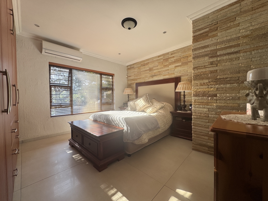 3 Bedroom Property for Sale in Manors KwaZulu-Natal