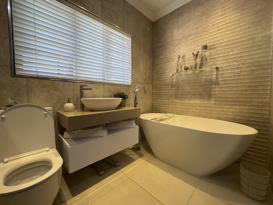 3 Bedroom Property for Sale in Manors KwaZulu-Natal