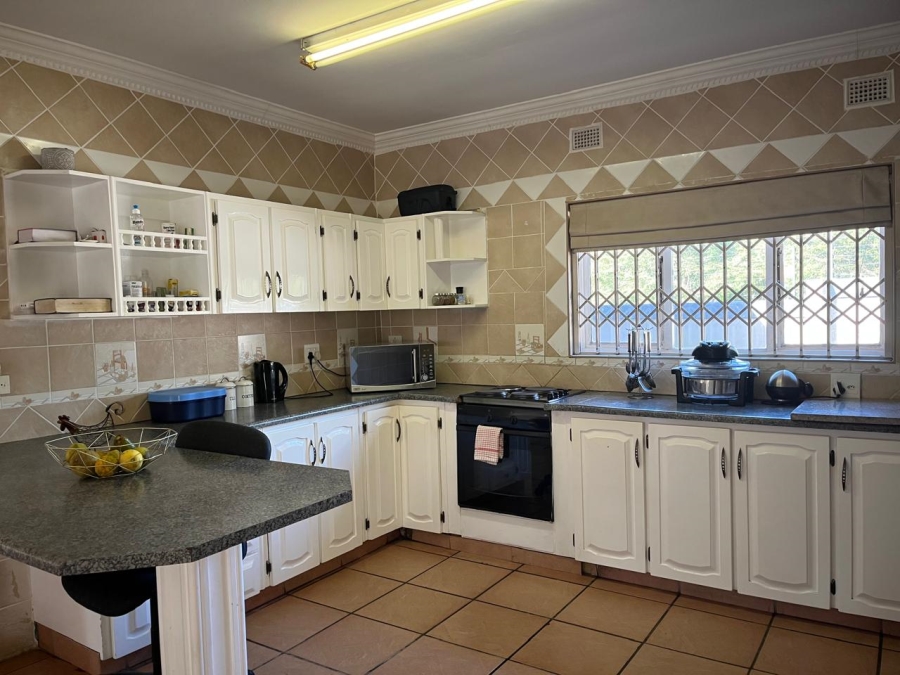 4 Bedroom Property for Sale in Veld En Vlei KwaZulu-Natal