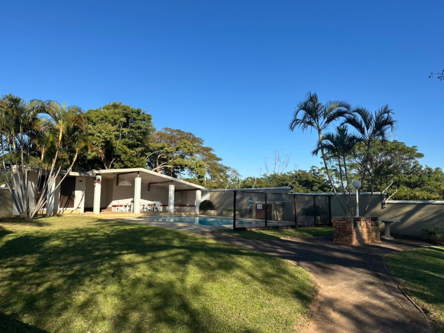 2 Bedroom Property for Sale in Uvongo KwaZulu-Natal