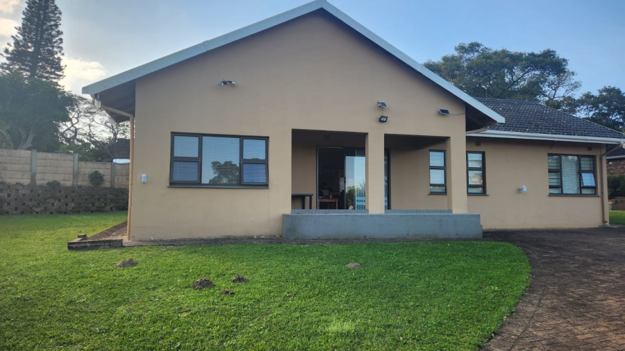 3 Bedroom Property for Sale in Uvongo KwaZulu-Natal