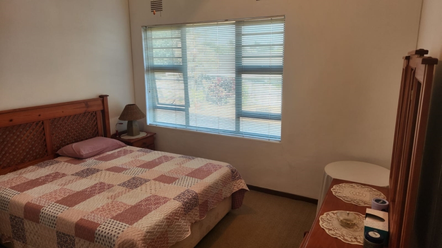 3 Bedroom Property for Sale in Uvongo KwaZulu-Natal