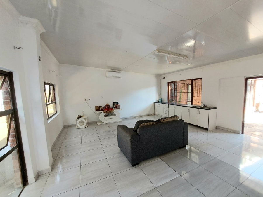 3 Bedroom Property for Sale in Hayfields KwaZulu-Natal