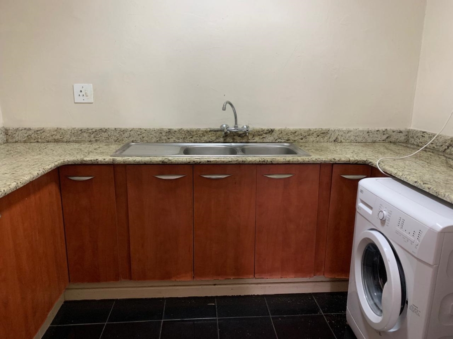 1 Bedroom Property for Sale in Tuzi Gazi KwaZulu-Natal