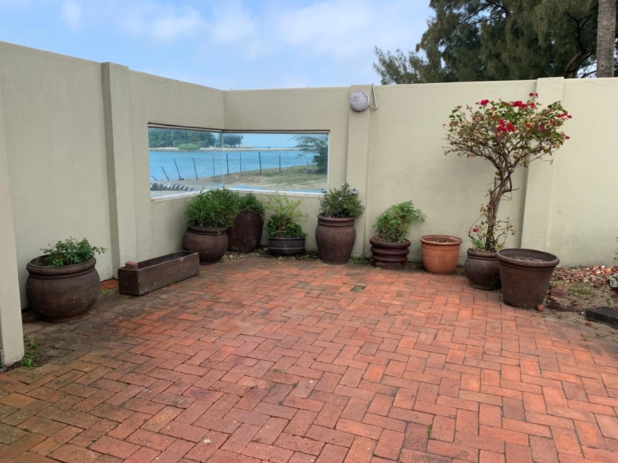 1 Bedroom Property for Sale in Tuzi Gazi KwaZulu-Natal