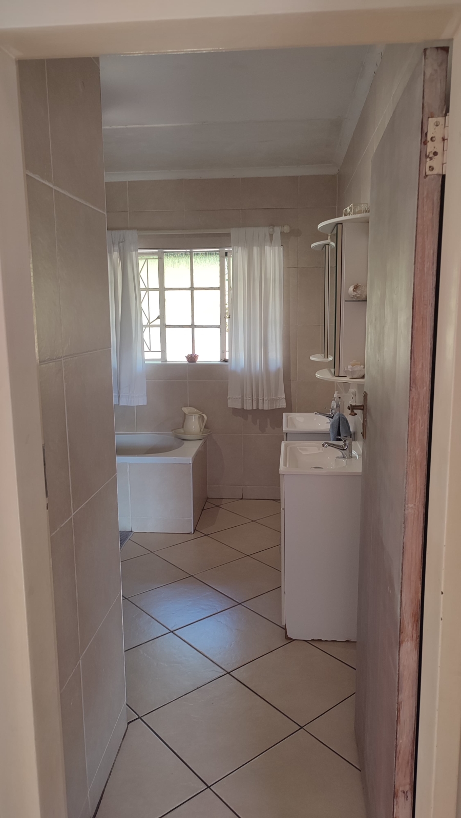 To Let 4 Bedroom Property for Rent in Ashburton KwaZulu-Natal