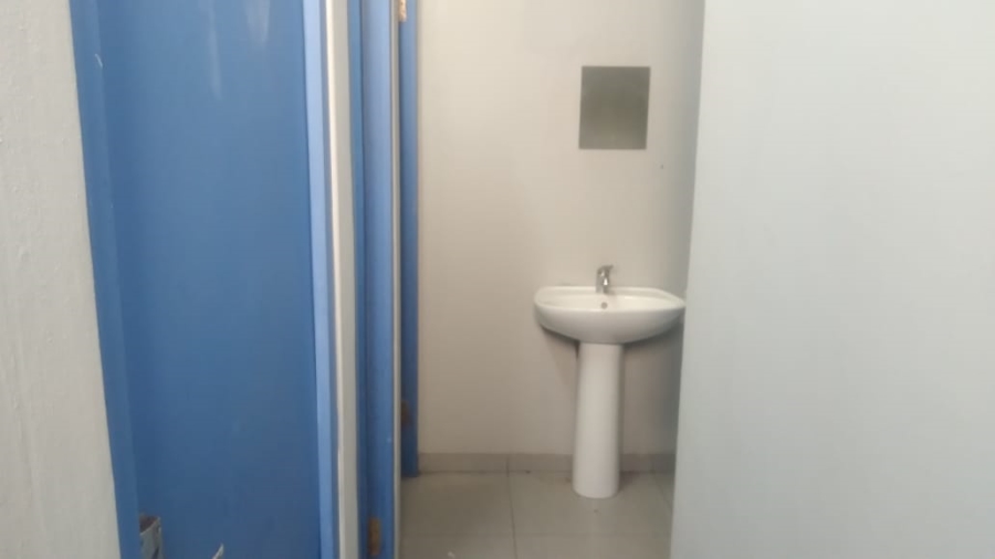 To Let commercial Property for Rent in Windermere KwaZulu-Natal