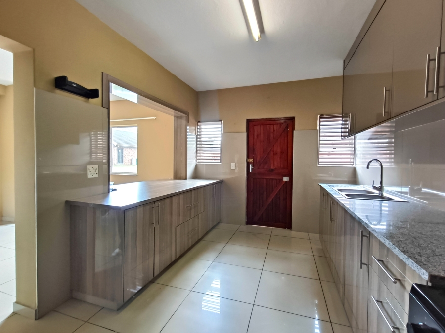 To Let 3 Bedroom Property for Rent in Meer En See KwaZulu-Natal