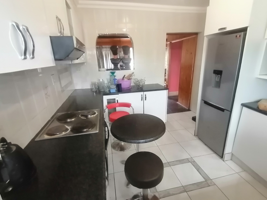 3 Bedroom Property for Sale in Nazareth KwaZulu-Natal