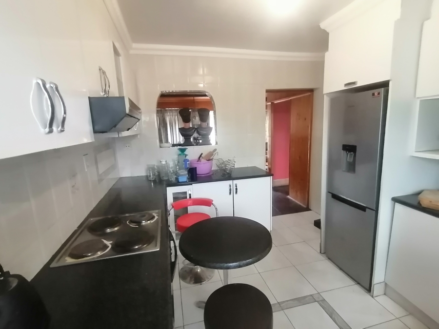 3 Bedroom Property for Sale in Nazareth KwaZulu-Natal