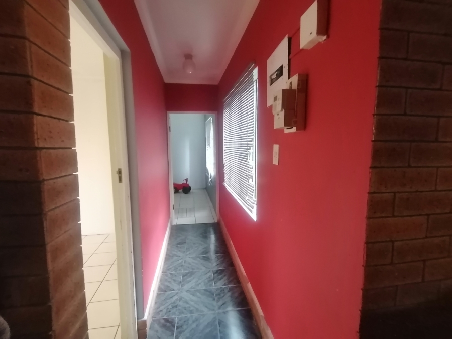 3 Bedroom Property for Sale in Nazareth KwaZulu-Natal