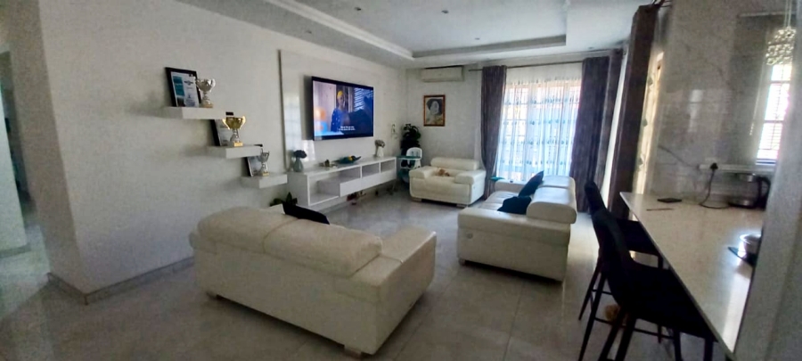 To Let 3 Bedroom Property for Rent in Meer En See KwaZulu-Natal