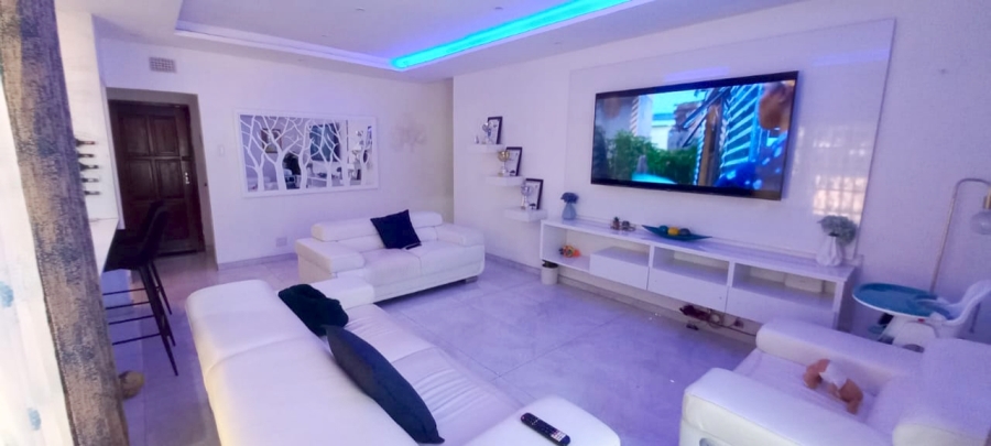 To Let 3 Bedroom Property for Rent in Meer En See KwaZulu-Natal