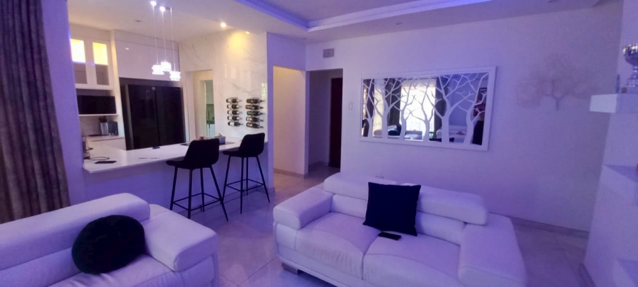 To Let 3 Bedroom Property for Rent in Meer En See KwaZulu-Natal
