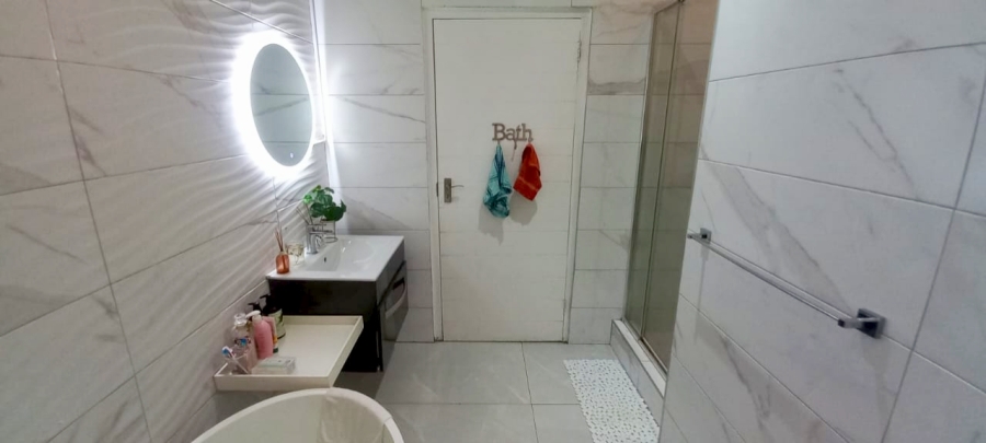 To Let 3 Bedroom Property for Rent in Meer En See KwaZulu-Natal