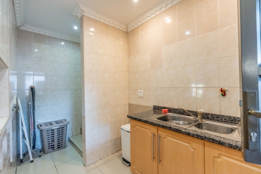 4 Bedroom Property for Sale in Westville Central KwaZulu-Natal