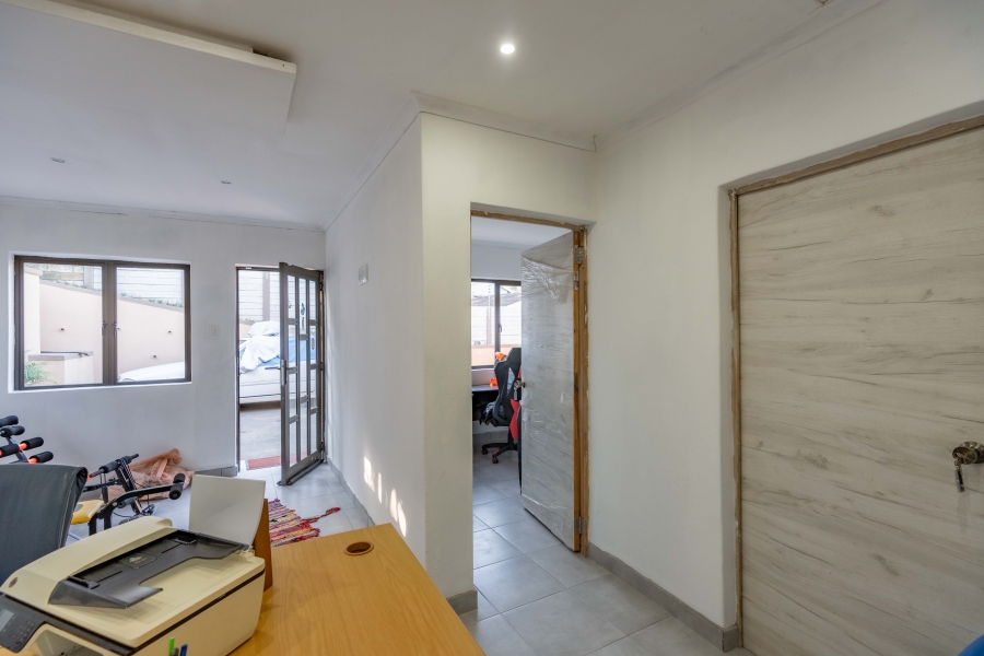 4 Bedroom Property for Sale in Westville Central KwaZulu-Natal