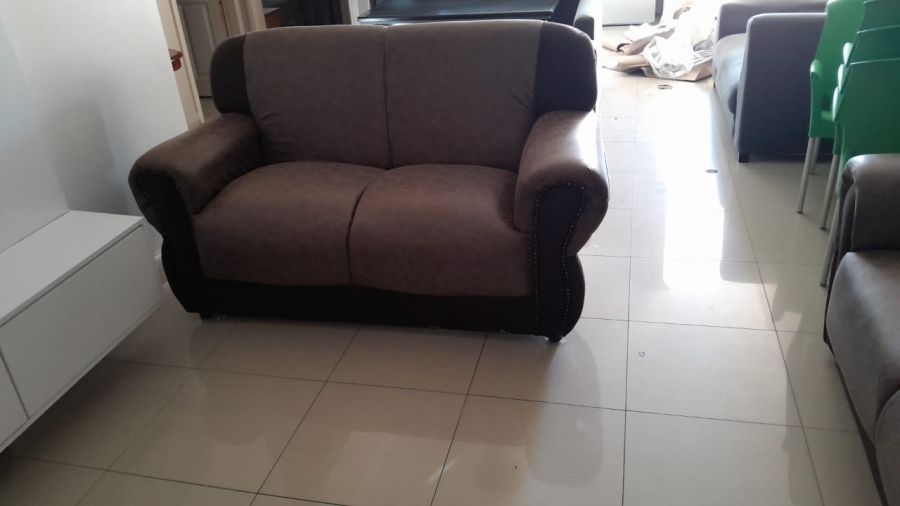 To Let 2 Bedroom Property for Rent in New Town Centre KwaZulu-Natal