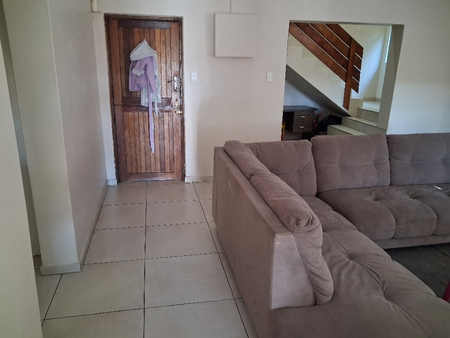 To Let 3 Bedroom Property for Rent in Assagay KwaZulu-Natal