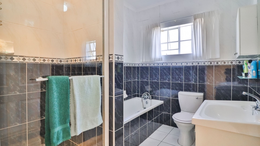 3 Bedroom Property for Sale in Hayfields KwaZulu-Natal