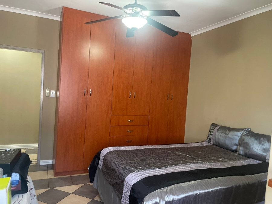 3 Bedroom Property for Sale in Brackenham KwaZulu-Natal