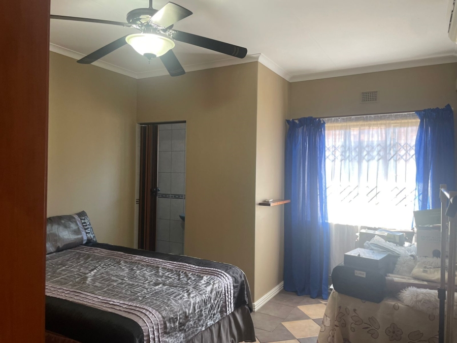 3 Bedroom Property for Sale in Brackenham KwaZulu-Natal