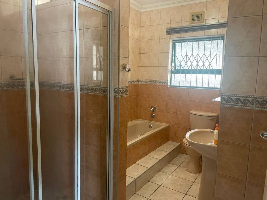 3 Bedroom Property for Sale in Brackenham KwaZulu-Natal