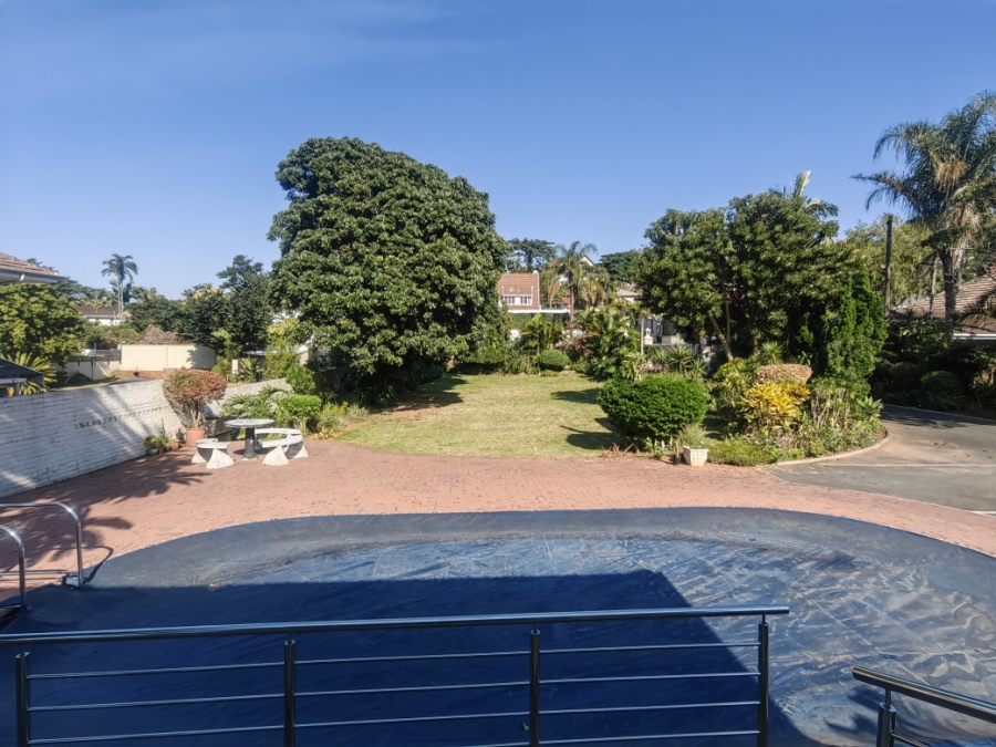 To Let 2 Bedroom Property for Rent in Durban North KwaZulu-Natal