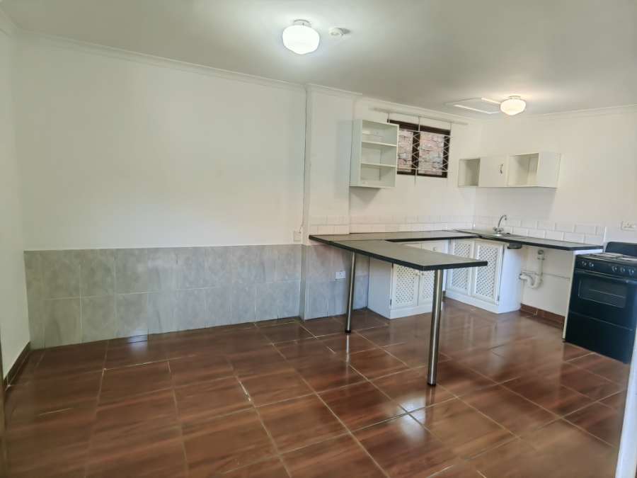 To Let 2 Bedroom Property for Rent in Durban North KwaZulu-Natal