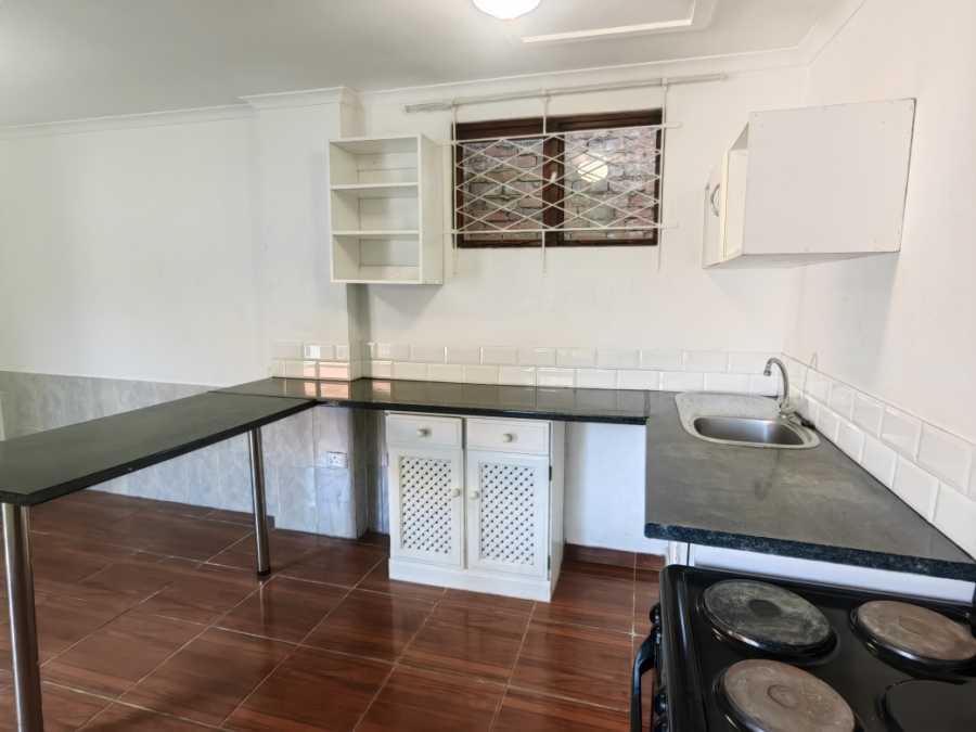 To Let 2 Bedroom Property for Rent in Durban North KwaZulu-Natal