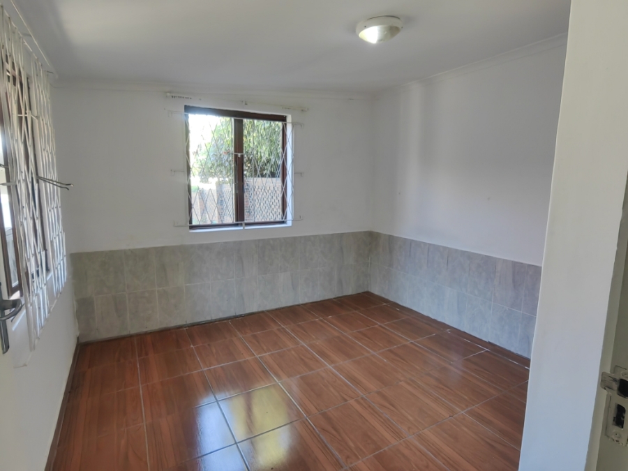 To Let 2 Bedroom Property for Rent in Durban North KwaZulu-Natal