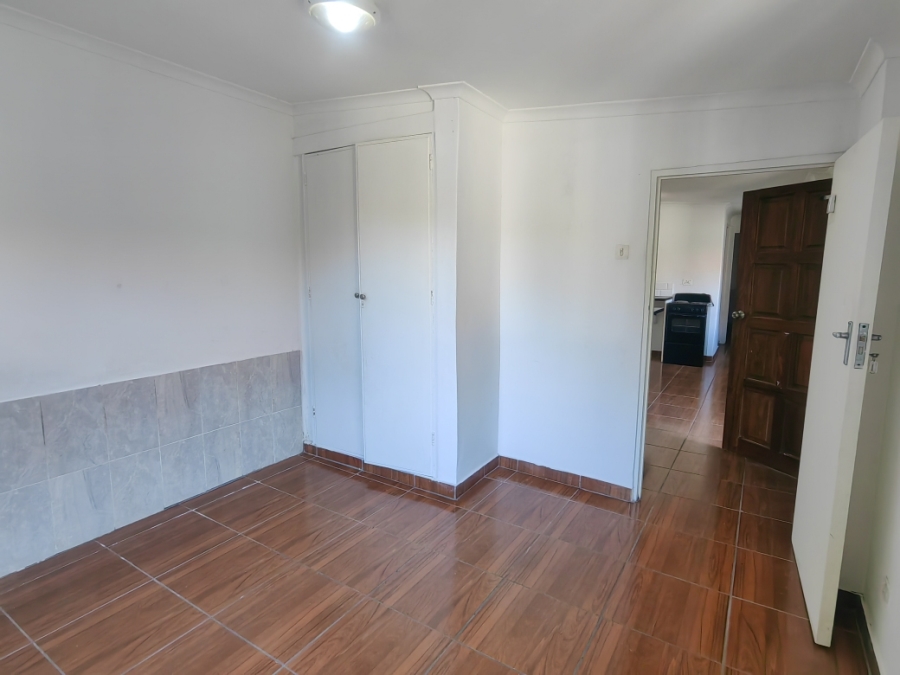 To Let 2 Bedroom Property for Rent in Durban North KwaZulu-Natal