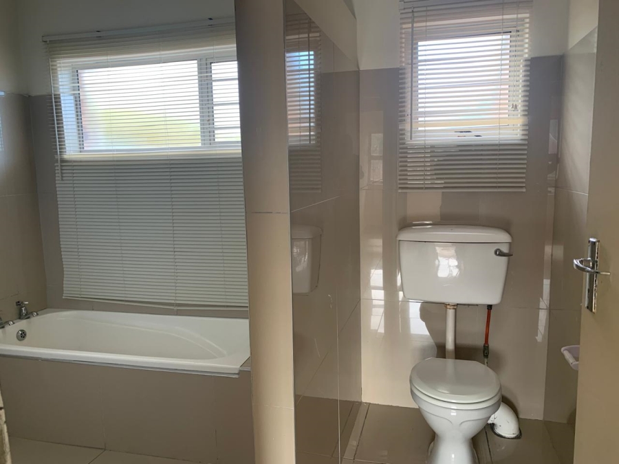To Let 3 Bedroom Property for Rent in Meer En See KwaZulu-Natal