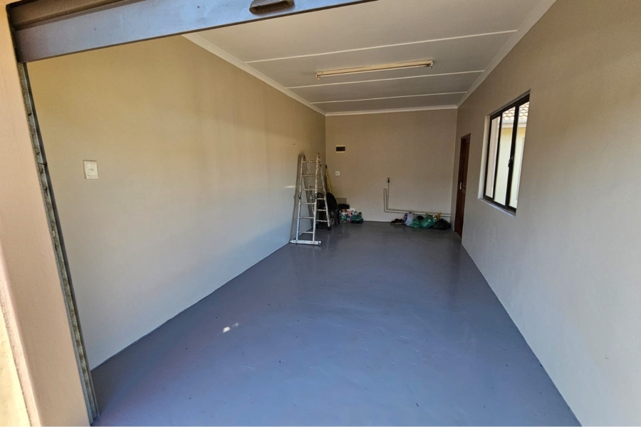 3 Bedroom Property for Sale in Lincoln Meade KwaZulu-Natal