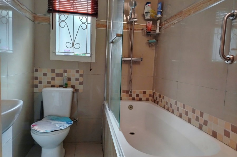 3 Bedroom Property for Sale in Caneside KwaZulu-Natal