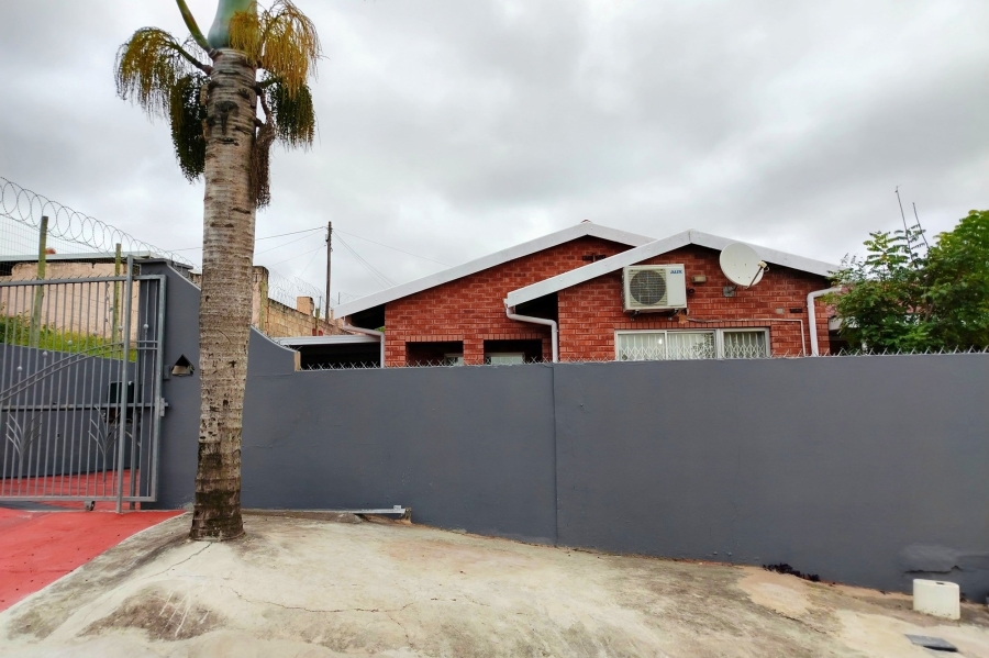 3 Bedroom Property for Sale in Caneside KwaZulu-Natal