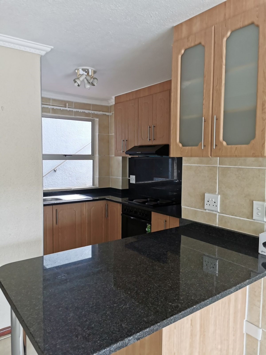 To Let 1 Bedroom Property for Rent in Meer En See KwaZulu-Natal