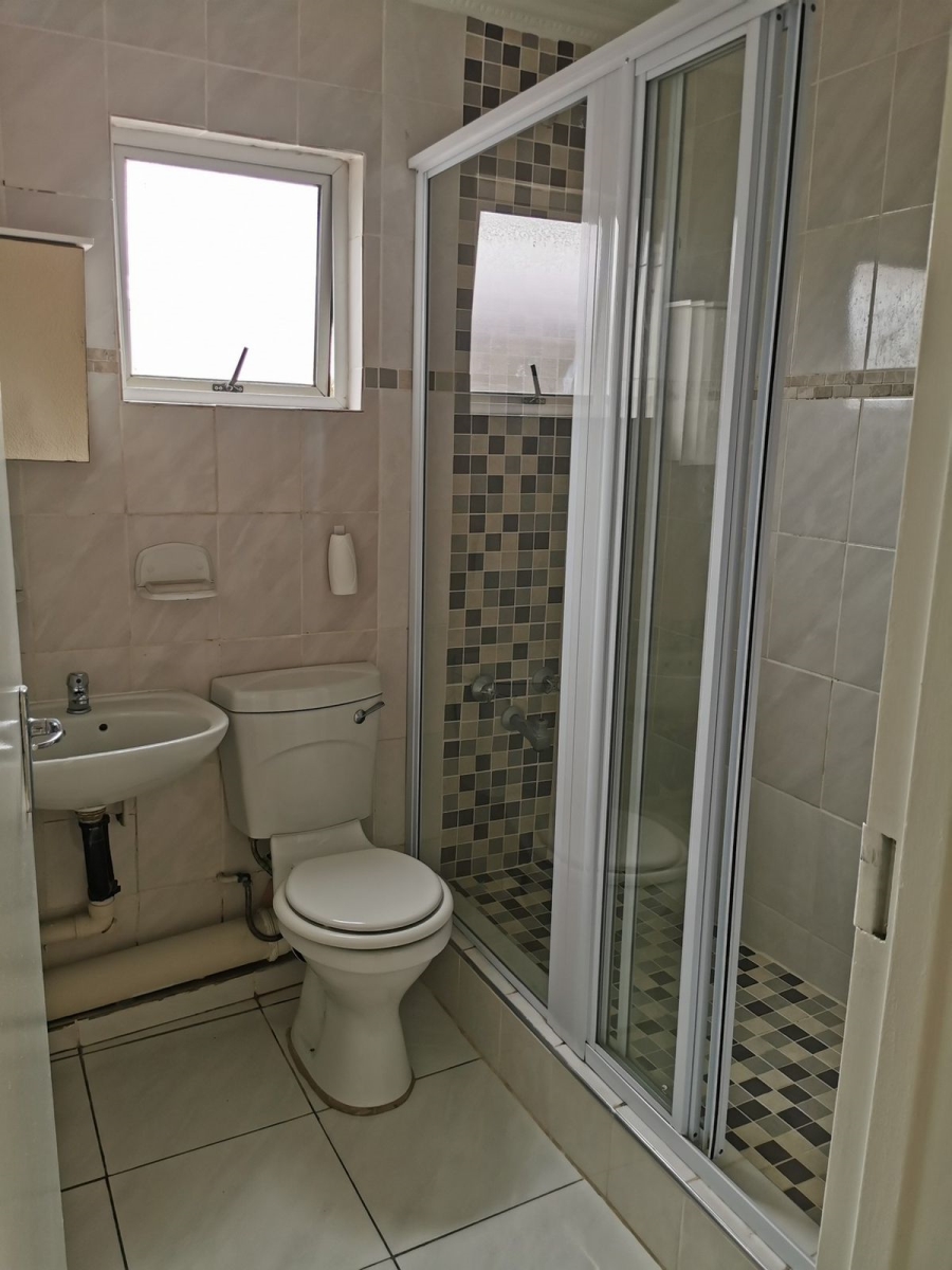 To Let 1 Bedroom Property for Rent in Meer En See KwaZulu-Natal