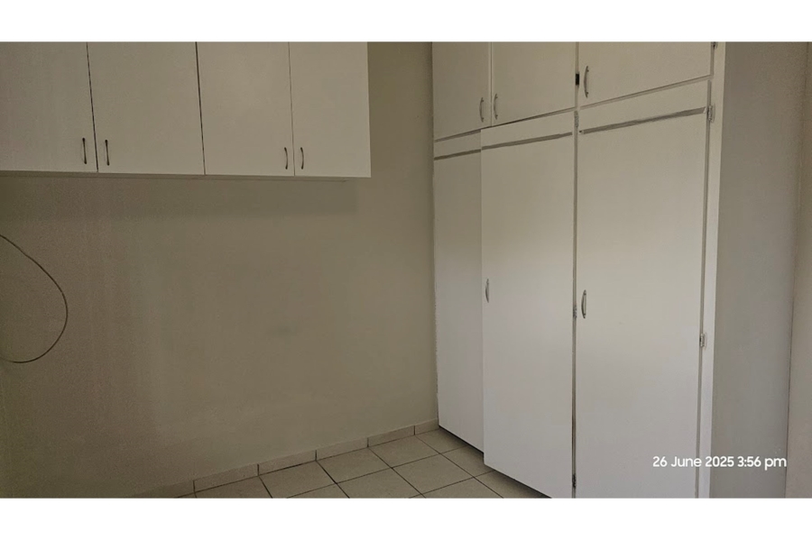 To Let 3 Bedroom Property for Rent in Pinelands KwaZulu-Natal