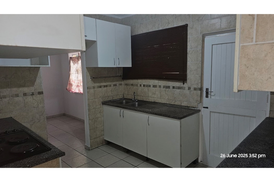 To Let 3 Bedroom Property for Rent in Pinelands KwaZulu-Natal