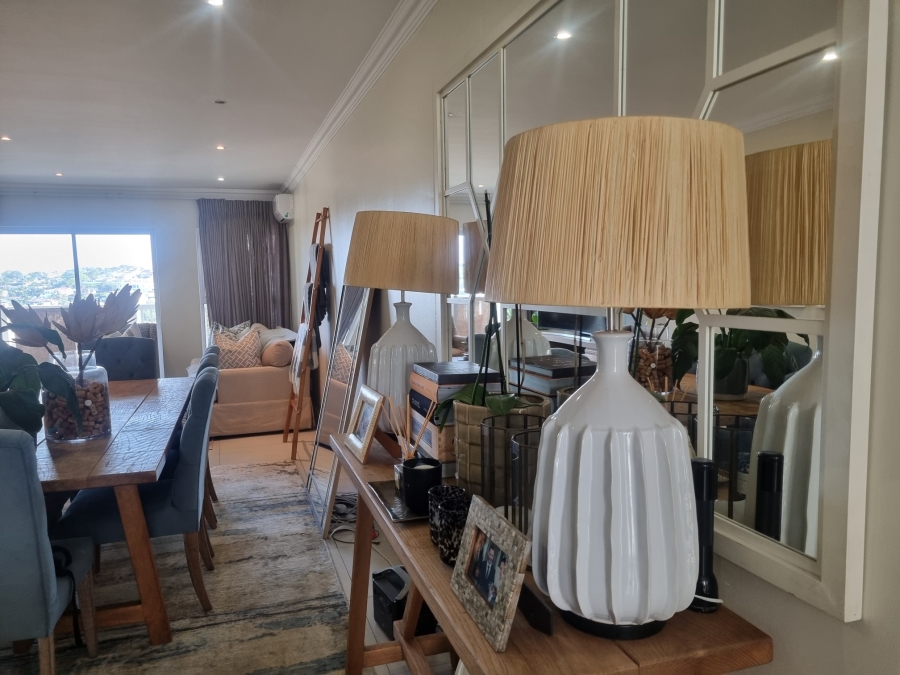 To Let 2 Bedroom Property for Rent in La Lucia KwaZulu-Natal