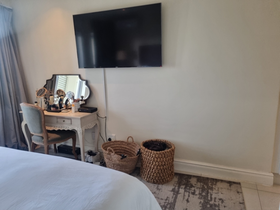 To Let 2 Bedroom Property for Rent in La Lucia KwaZulu-Natal