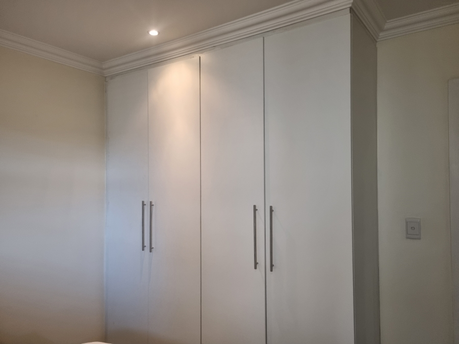 To Let 2 Bedroom Property for Rent in La Lucia KwaZulu-Natal